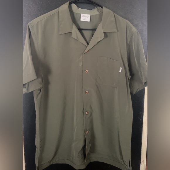 Hidden NY Camp Collar Shirt 👕 💚 - Picture 4 of 6